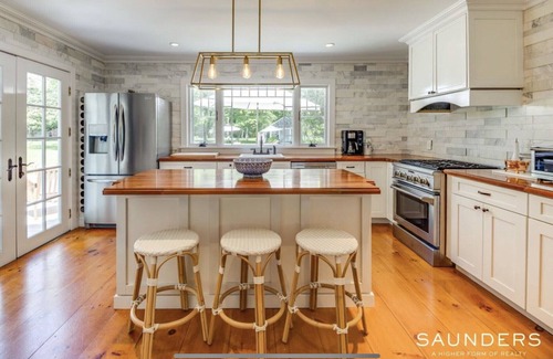 East Hampton House | One Minute to Main St. East Hampton/Private Backyard Oasis