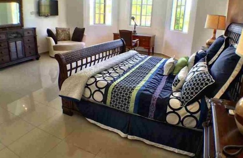 Veron Villa | One Of A Kind Accommodation Luxury Experience