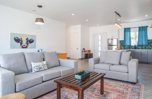 Laguna Shores House | One-of-a-kind Casa Sueño Azul in Laguna Shores