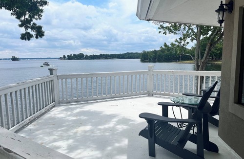 Chapin Cottage | One of a Kind, "Gazebo" Cottage on Beautiful Lake Murray, SC.
