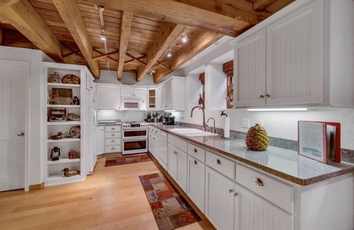 Clarksville House | One of a kind gem- 2 rental units on 1.2 lakefront acres ideal for 2 families