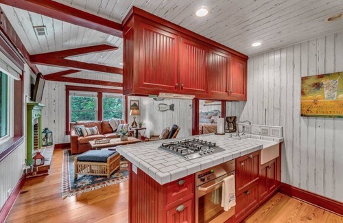 Clarksville House | One of a kind gem- 2 rental units on 1.2 lakefront acres ideal for 2 families