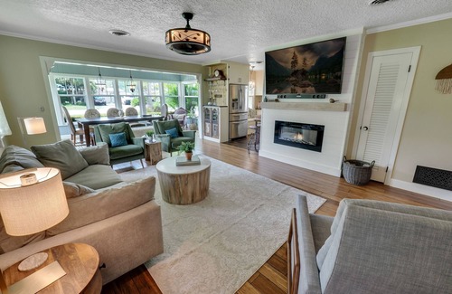 Venice House | One-of-a-Kind Home! Pet Friendly, Fenced, Private Pool! 1 mi to Downtown & Beach