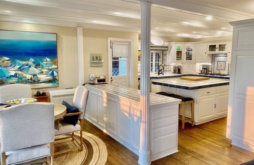 Naples House | One of a-Kind Spectacular 6 Bedroom-3 Story Naples Waterfront Home