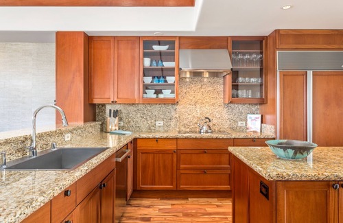 Kaupulehu Villa | One of Hualalai's best 3/3 - bright, spacious, amazing views, great location!