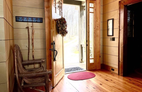 Sapphire House | "One of the Best Views in all of WNC"-4240 ft elev-Indoor & Outdoor Fireplaces