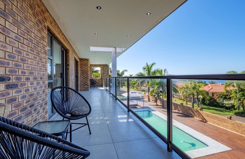 Umhlanga House | One on Chelsea - Five Bedroom House, Sleeps 10