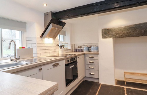 Ambleside Cottage | ONE SIDE HOUSE FARM, family friendly, with open fire in Langdale
