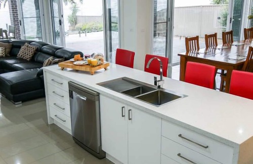 Mulwala House | ONE weekend left for 2025. October 16th-20th. Be quick or miss out!