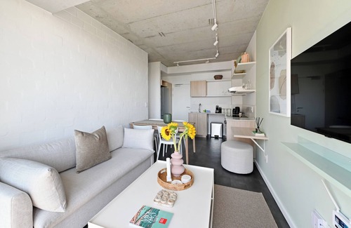 Schotsche Kloof Apartment | ONE26 ON M - Fluent Serviced Apartments
