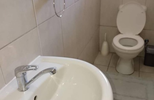 Windhoek West Bed & Breakfast | Onguti Guesthouse