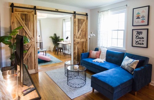 Woodbine House | Only 4 Miles to Downtown - Group Friendly Home