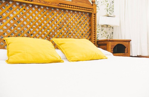 Cruz de Tejeda Bed & Breakfast | Only adults with Breakfast Included well connected