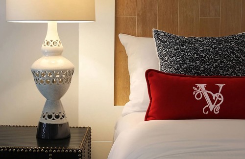 San Jose Hotel | Only Minutes to Thomas Barrett Park! Family-friendly Unit! w/Parking & Pool!