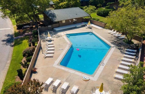 Chapel Hill House | Only two miles to UNC campus