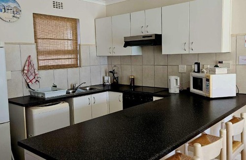 Hermanus Apartment | Onrus Close