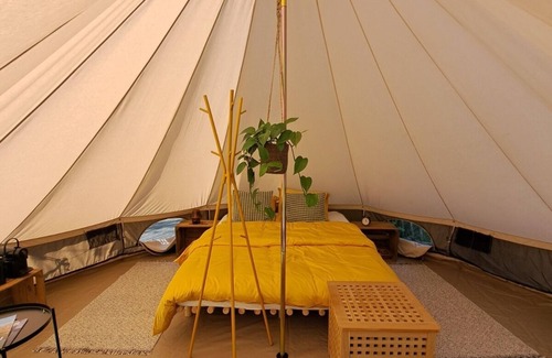 Staden Cabin | Ontwaak met het Geluid van de Natuur en Geniet van het Landelijke Staden