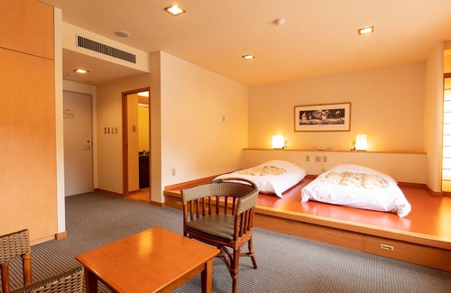 Aizuwakamatsu Hotel | Ooedo Onsen Monogatari Higashiyama Grand Hotel