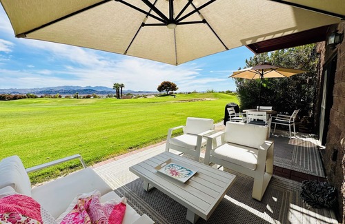 Lake Havasu City Condo | Ooh LaLa! Newly Listed Queens Bay All-Season Resort. On the Greens w/lake view