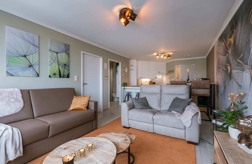 Mariakerke Apartment | Oom-BEOSTZEED250206 S