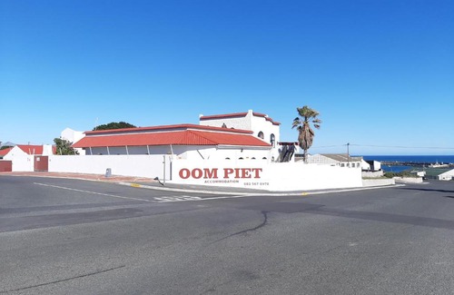 Gansbaai Apartment | Oom Piet Accommodation