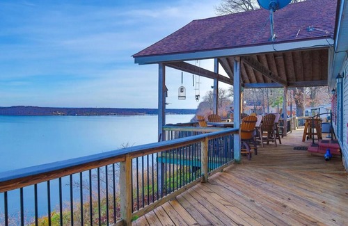 Grove House | Open 4BR Floor Plan w/Awesome View of Grand Lake Huge Deck Great for Families