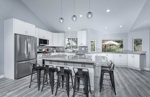 Aviara House | OPEN 9-28 to 30! Pool, Spa, Pets Ok, Remodeled Beachy Lagoon Getaway!