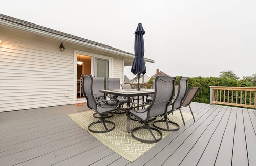 Eastward Look House | Open Concept Eastward Look Home with Central AC!