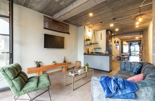 Astorga Apartment | Open Concept Loft @ Nido Sky: Unit 2