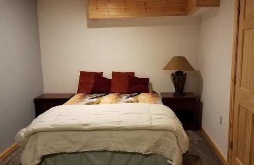 Whipholt House | OPEN Dates on Leech Lake home; NEW property offering, All dates open Book Now