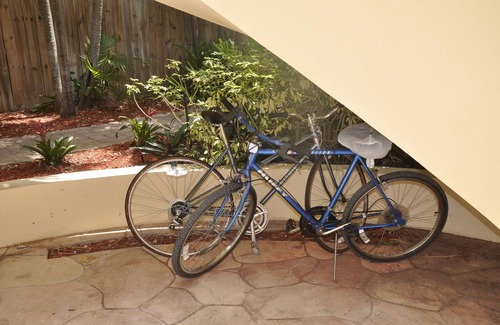 Islamorada Villa | OPEN -Endless Bay Views. Sues Promise private villas, beach, dock, Islamorada