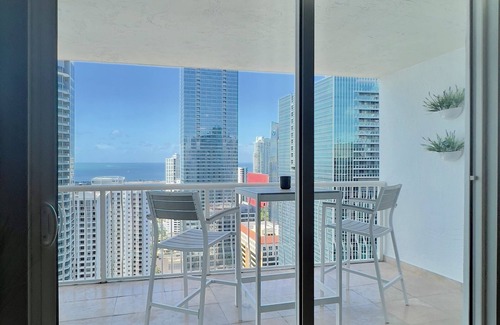 Brickell Apartment | Open High Rise Penthouse w/Lovely City & Bay View FREE PARKING