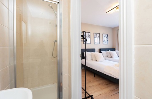 Bournemouth Apartment | Open Mind Property - Studio Perfect for 3