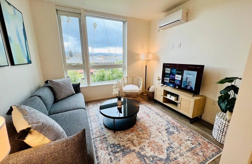 Clawson Apartment | Open One-Bedroom in West Oakland