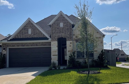 Magnolia House | Open-Plan 3BR w/Office, Patio & Lake Fun