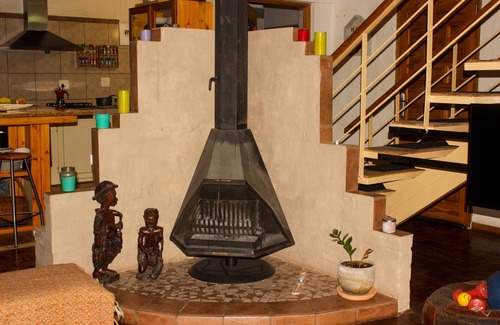 Maun House | Open Plan House in a Spacey Yard