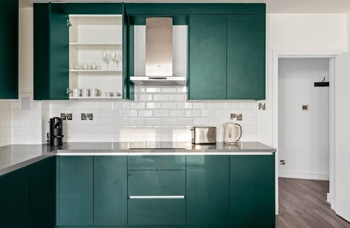 Riverside Apartment | Open Plan London Bridge 2BR nr London Bridge Station, by Blueground