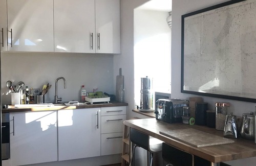 Bishops Castle House | Open-plan, stunning views, masses of wildlife.