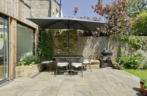 Tollington House | Open Skies, by Veeve