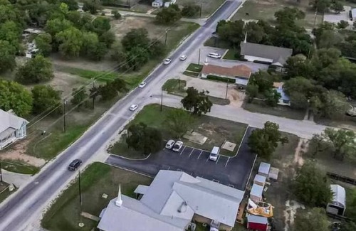 Marble Falls RV Rental | OPEN SKY CAMPSITES in Marble Falls! Continental breakfast, shared elec & firepit
