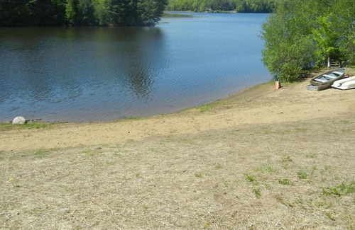 Gloversville Cottage | OPEN WEEKS JULY 16- JULY 23 JULY 23-JULY 30