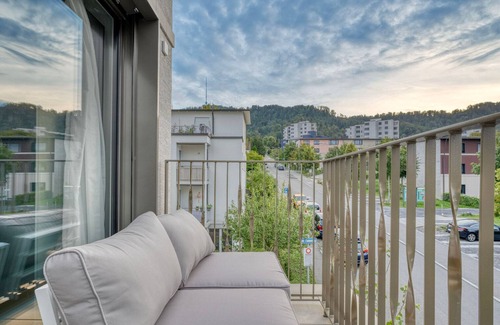 Wiedikon Apartment | Open Wiedikon Studio w/Storage & W/D, nr Market, by Blueground