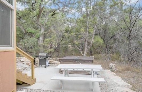 Canyon Lake Cabin | Ophelia: Luxury Yurt-Cabin | Canyon Lake | Hot Tub
