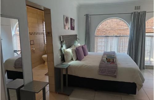 Kempton Park House | Oppiplot Guest House