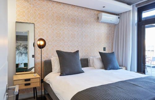 Cape Town City Centre Apartment | Opulent living The Signature de Waterkant