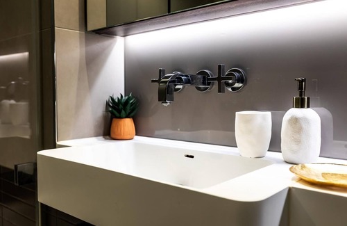 Nine Elms Apartment | Opulent Luxury Residence in the Heart of Battersea