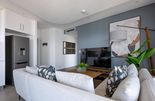 Umhlanga Apartment | Opulent Oceans Apartment 2505 with Sea Views