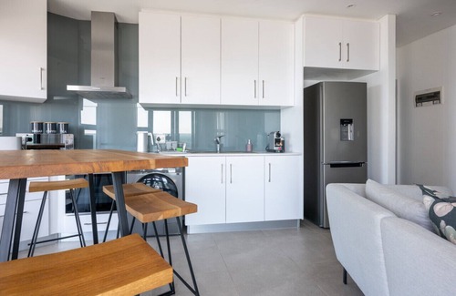 Umhlanga Apartment | Opulent Oceans Apartment 2505 with Sea Views