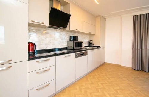 Uskudar Apartment | Opulent Suite Bosphorus View