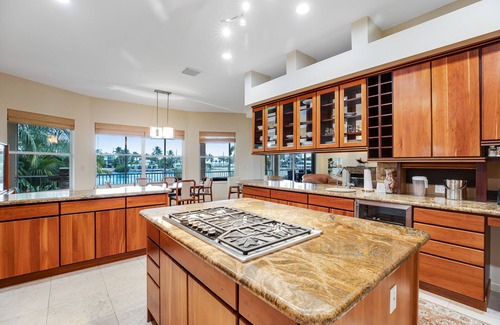 Islamorada House | Opulent waterfront estate with dock, pool, hot tub & rooftop view - dog-friendly